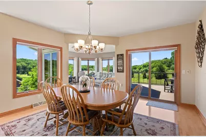 W314N352  Lara Ln #402, Delafield, WI 53018 - Photo 16