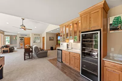 W314N352  Lara Ln #402, Delafield, WI 53018 - Photo 32