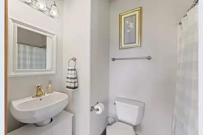 W314N352  Lara Ln #402, Delafield, WI 53018 - Photo 52