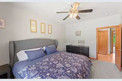 W314N352  Lara Ln #402, Delafield, WI 53018 - Photo 44
