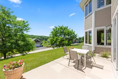 W314N352  Lara Ln #402, Delafield, WI 53018 - Photo 40
