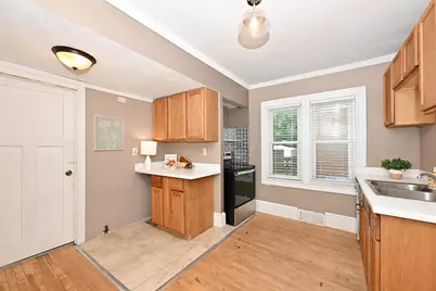 1915 N 53rd St, Milwaukee, WI 53208 - Photo 12