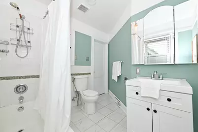 1915 N 53rd St, Milwaukee, WI 53208 - Photo 16