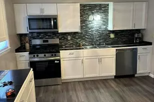 5925 N 75th St, Milwaukee, WI 53218 - Photo 6