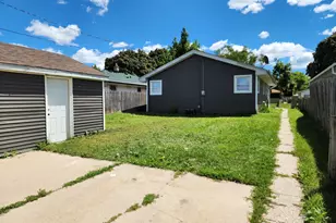 5925 N 75th St, Milwaukee, WI 53218 - Photo 24
