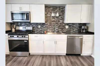 5925 N 75th St, Milwaukee, WI 53218 - Photo 2
