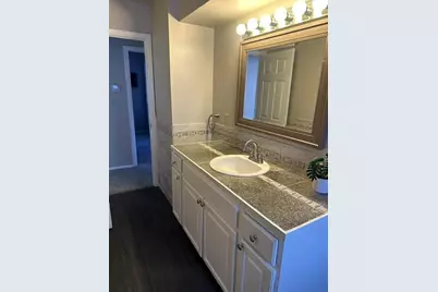 5925 N 75th St, Milwaukee, WI 53218 - Photo 22