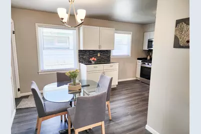 5925 N 75th St, Milwaukee, WI 53218 - Photo 10