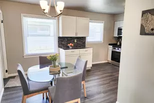 5925 N 75th St, Milwaukee, WI 53218 - Photo 10