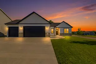 1291 Carolyn Blvd, Mayville, WI 53050 - Photo 40