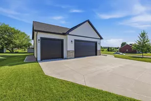 1291 Carolyn Blvd, Mayville, WI 53050 - Photo 30