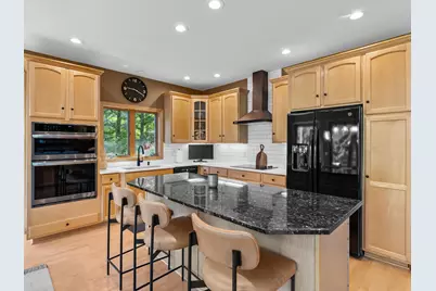 2226  Fairfield Ln, Plymouth, WI 53073 - Photo 16