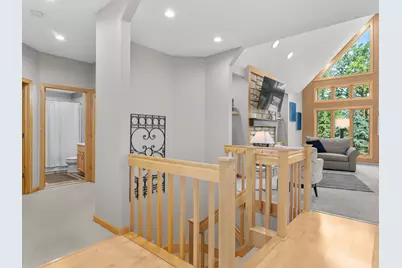 2226  Fairfield Ln, Plymouth, WI 53073 - Photo 8