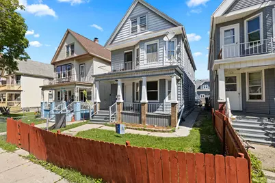1822 W Rogers St, Milwaukee, WI 53204 - Photo 2