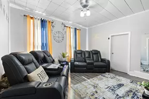 1822 W Rogers St, Milwaukee, WI 53204 - Photo 14