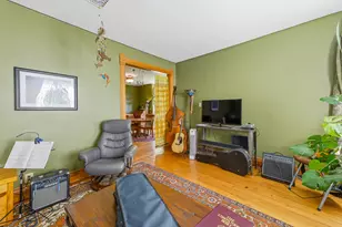 N6934 High Point Rd, Oak Grove, WI 53916 - Photo 8