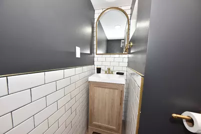 926 N 60th St, Milwaukee, WI 53213 - Photo 10