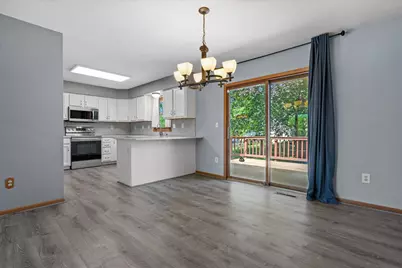 1415 S 167th St, New Berlin, WI 53151 - Photo 10