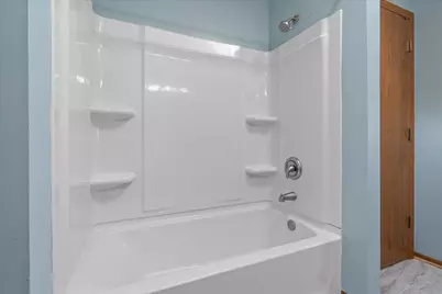 1415 S 167th St, New Berlin, WI 53151 - Photo 24