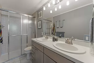 929 N Astor St #608, Milwaukee, WI 53202 - Photo 14
