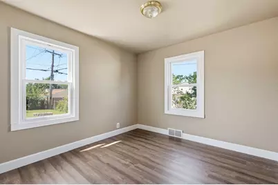 4837 W Lynndale Ave #4839, Milwaukee, WI 53220 - Photo 16