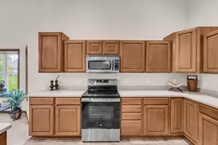 6408 Merganser Dr, Racine, WI 53406 - Photo 24