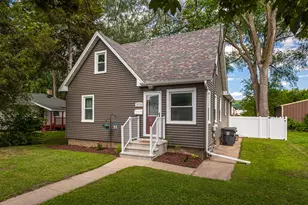 1636 Onalaska Ave, La Crosse, WI 54603 - Photo 1
