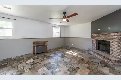 11211  8th Ave, Pleasant Prairie, WI 53158 - Photo 12