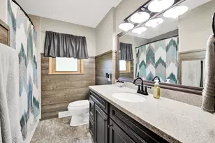 718 S Silverbrook Dr, West Bend, WI 53095 - Photo 12