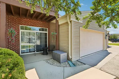 N16W26539  Tall Reeds Ln #A, Pewaukee, WI 53072 - Photo 2