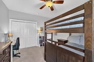 985 Hastings Ct, Racine, WI 53406 - Photo 20