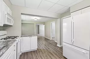 2107 Haegele Dr, Twin Lakes, WI 53181 - Photo 6