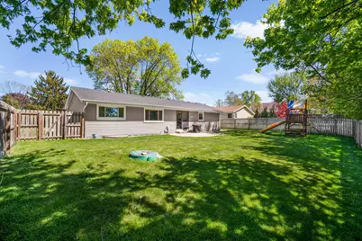 15449 W Mayflower Dr, New Berlin, WI 53151 - Photo 24