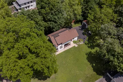 346  High St, Pewaukee, WI 53072 - Photo 12
