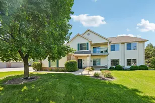 118 Pheasant Run, Johnson Creek, WI 53038 - Photo 2