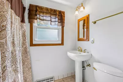 W173N8514  Robert Ave, Menomonee Falls, WI 53051 - Photo 36