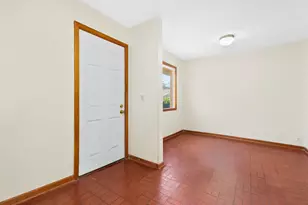 7915 45th Ave, Kenosha, WI 53142 - Photo 10