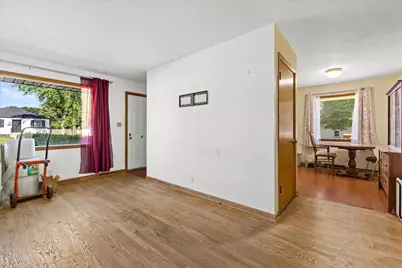7915  45th Ave, Kenosha, WI 53142 - Photo 4