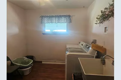 1714  Madison St, Manitowoc, WI 54220 - Photo 22