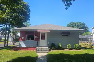 1714 Madison St, Manitowoc, WI 54220 - Photo 18