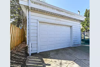 3948 E Underwood Ave, Cudahy, WI 53110 - Photo 36