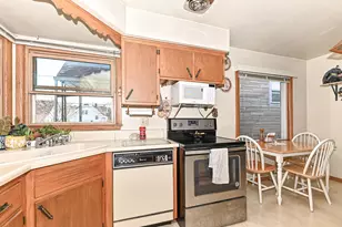 3948 E Underwood Ave, Cudahy, WI 53110 - Photo 16