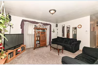 3948 E Underwood Ave, Cudahy, WI 53110 - Photo 8