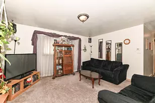 3948 E Underwood Ave, Cudahy, WI 53110 - Photo 8