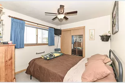 3948 E Underwood Ave, Cudahy, WI 53110 - Photo 18