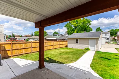 2350 S 56th St, West Allis, WI 53219 - Photo 28