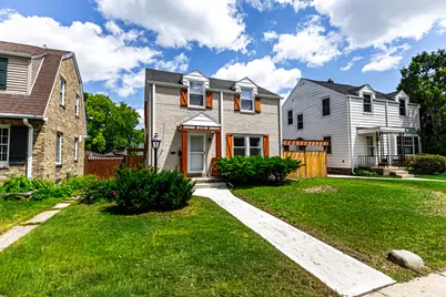 2350 S 56th St, West Allis, WI 53219 - Photo 4