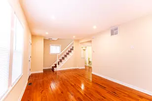 2350 S 56th St, West Allis, WI 53219 - Photo 6