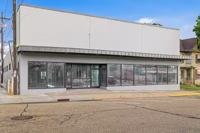 107  S Third St #Unit 4, Delavan, WI 53115 - Photo 4
