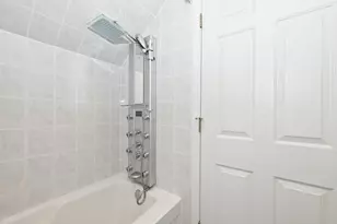 10518 W Spring Green Rd, Greenfield, WI 53228 - Photo 20